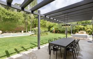 Luxe Malibu Beach Bungalow - Malibu, California