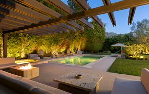 Luxe Malibu Beach Bungalow - Malibu, California