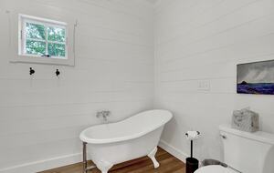 Texas Hill Country Cottage in Fredericksburg Wine Region - Fredericksburg, Texas