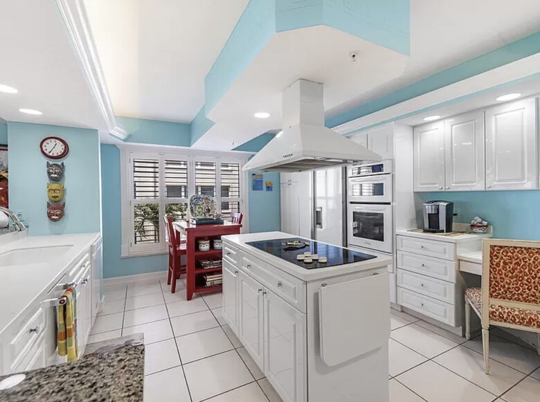 Subzero refrigerator