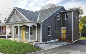 Cheerful Getaway In Historic Port Hope - Port Hope, Canada