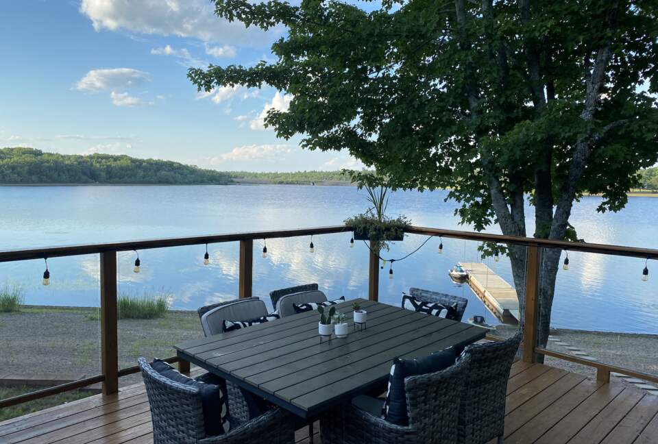 Entire Private Island + Lux Lakehouse with TWO Hot Tubs Luxury Home