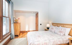 Copper Hollow Stunning Mountain Villa (Ski In/Ski Out) - Telluride, Colorado