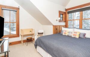 Copper Hollow Stunning Mountain Villa (Ski In/Ski Out) - Telluride, Colorado