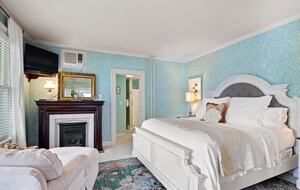 Gorgeous Victorian on the Connecticut Shoreline - Westbrook, Connecticut