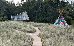 Oak Harbor Pacific Northwest Waterfront Compound - Oak Harbor, Washington
