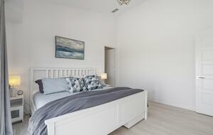 Lovely Two Bedroom Vacation Home in Friday Harbour - Innisfil, Canada