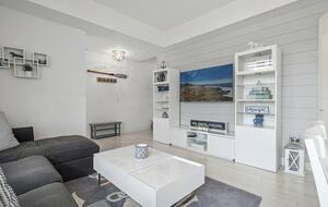 Lovely Two Bedroom Vacation Home in Friday Harbour - Innisfil, Canada