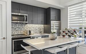 Lovely Two Bedroom Vacation Home in Friday Harbour - Innisfil, Canada