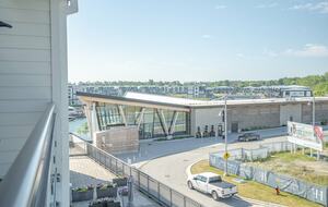 Lovely Two Bedroom Vacation Home in Friday Harbour - Innisfil, Canada