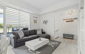 Lovely Two Bedroom Vacation Home in Friday Harbour - Innisfil, Canada