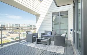 Lovely Two Bedroom Vacation Home in Friday Harbour - Innisfil, Canada