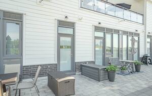 Lovely Two Bedroom Vacation Home in Friday Harbour - Innisfil, Canada