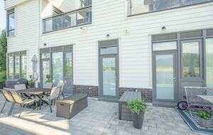 Lovely Two Bedroom Vacation Home in Friday Harbour - Innisfil, Canada