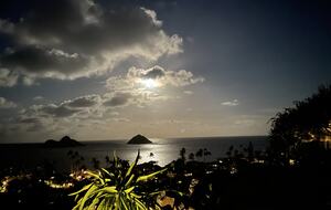 Sweeping Postcard Views of the Mokulua Islands - Kailua, Hawaii