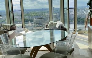Luxury Apartment with Iconic South Bank Views - London, United Kingdom