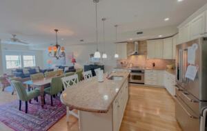 Quaint Townhome In the Heart of Avalon - Avalon, New Jersey