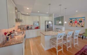 Quaint Townhome In the Heart of Avalon - Avalon, New Jersey