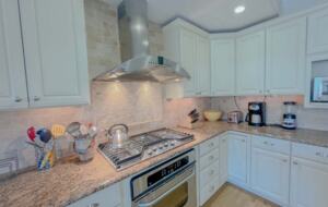 Quaint Townhome In the Heart of Avalon - Avalon, New Jersey