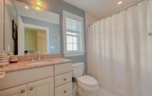 Quaint Townhome In the Heart of Avalon - Avalon, New Jersey