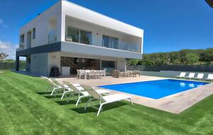 Villa Prat-Xirlo - Calella de Palafrugell, Spain