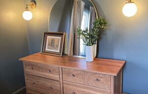 Cozy Chic Remodeled 1910 Farmhouse - Hudson, New York