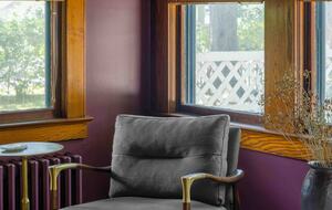 Cozy Chic Remodeled 1910 Farmhouse - Hudson, New York