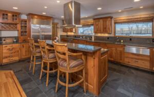 Little Bear Escape In Big Sky Country - Gallatin Gateway, Montana