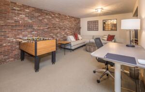 Little Bear Escape In Big Sky Country - Gallatin Gateway, Montana