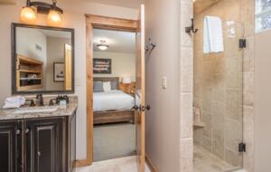 Little Bear Escape In Big Sky Country - Gallatin Gateway, Montana