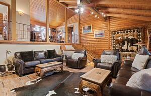 Buckhorn Exchange Ranch Lux Log Home in Foothills - Golden, Colorado