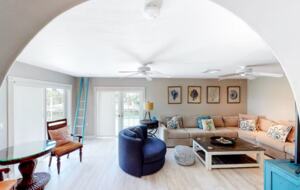 Key Breeze Waterfront Retreat - Marathon, Florida