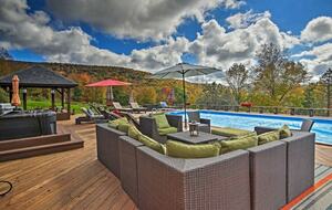 Catskill Ski Mountain Retreat with a Private Pool - Arkville, New York