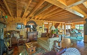 Catskill Ski Mountain Retreat with a Private Pool - Arkville, New York