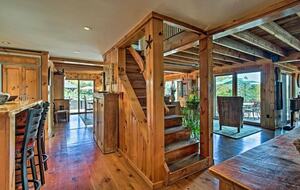 Catskill Ski Mountain Retreat with a Private Pool - Arkville, New York