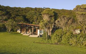 Moturua Private Island (R) - Bay of Islands, New Zealand