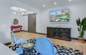 Cool and Fun Midcentury Getaway - Palm Springs, California