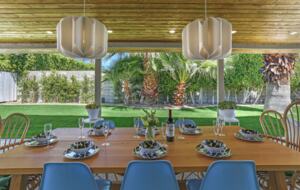Cool and Fun Midcentury Getaway - Palm Springs, California