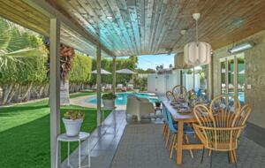 Cool and Fun Midcentury Getaway - Palm Springs, California