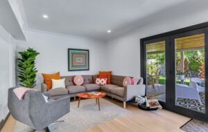 Cool and Fun Midcentury Getaway - Palm Springs, California