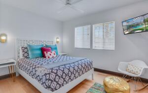 Cool and Fun Midcentury Getaway - Palm Springs, California