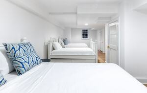 Charming Salt Box in Nantucket - Nantucket, Massachusetts