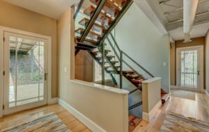 Falcon’s Nest Riverfront Mountain Retreat - Mccaysville, Georgia