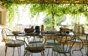 Luxury Villa In the Heart of The Luberon 'Golden Triangle' - Roussillon, Vaucluse, France