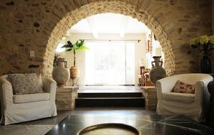 Luxury Villa In the Heart of The Luberon 'Golden Triangle' - Roussillon, Vaucluse, France