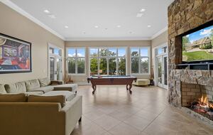 Gorgeous Lakefront Lodge with a Pool and Dock - Fort Mill, South Carolina