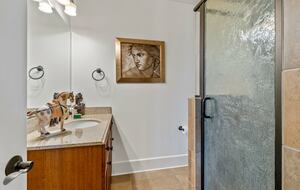 Gorgeous Lakefront Lodge with a Pool and Dock - Fort Mill, South Carolina