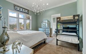 Gorgeous Lakefront Lodge with a Pool and Dock - Fort Mill, South Carolina