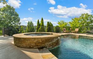Gorgeous Lakefront Lodge with a Pool and Dock - Fort Mill, South Carolina