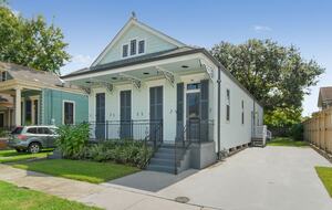 Historic Newly-Renovated New Orleans Retreat - Arabi, Louisiana
